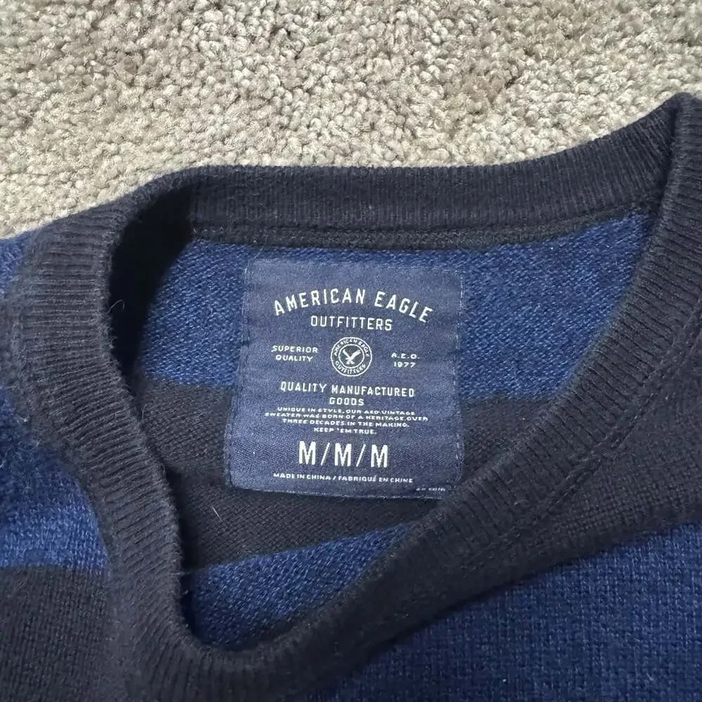 American Eagle Outfitters Men's Blue and Black Striped Crew Neck Long Sleeve Swe